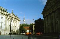 Bebelplatz, Staatsoper, St. Hedwigs-Kathedrale, Fernsehturm